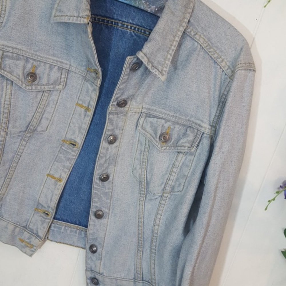 VTG French Connection Jean Jacket Vintage silver buttons Light Wash Classic